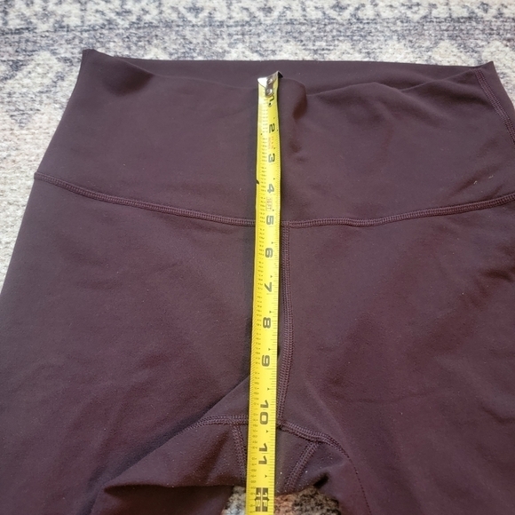 Lululemon Wunder Under Crop (Hi-Rise) (21") 10 - Picture 7 of 12